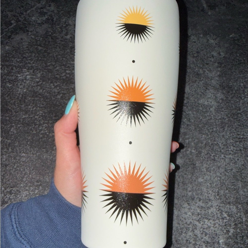 ✨ RARE BrüMate x Hilary Duff Sol Pattern - NAV 32oz - Limited Edition ✨ - Picture 2 of 16